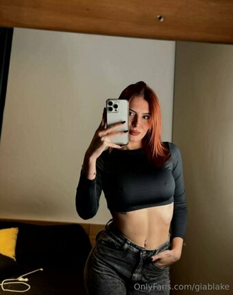 giablake Nude Leaks Photo 2