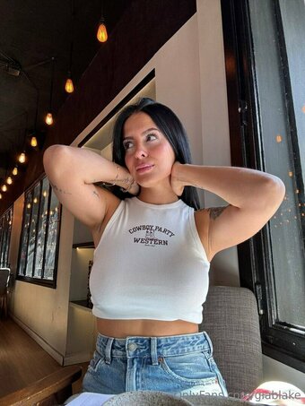 giablake Nude Leaks Photo 25