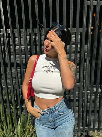 giablake Nude Leaks Photo 29