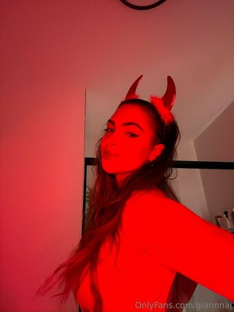 giagattina Nude Leaks Photo 19