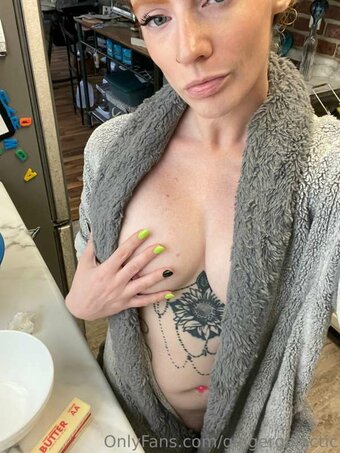 gingergalactic92 / ginger_galactic Nude Leaks OnlyFans Photo 26