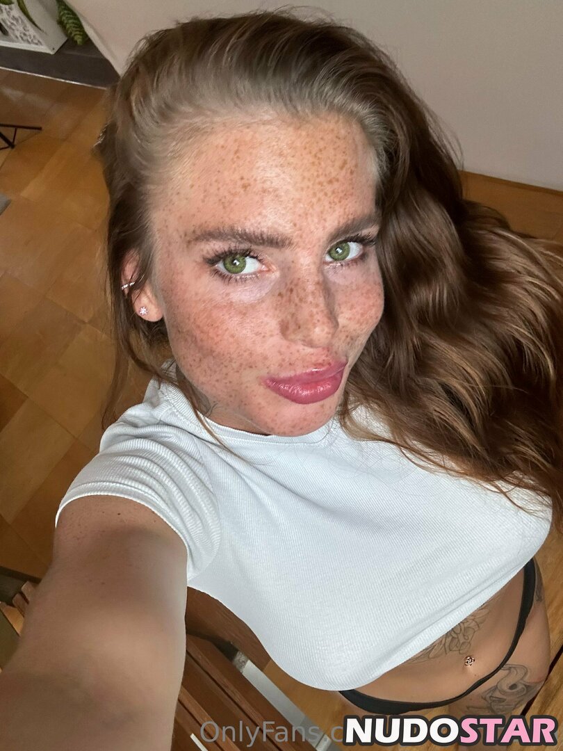 gingermaria  ginger_mariia  gingermarieblog Nude Leaks OnlyFans Photo 11  - NudoStar