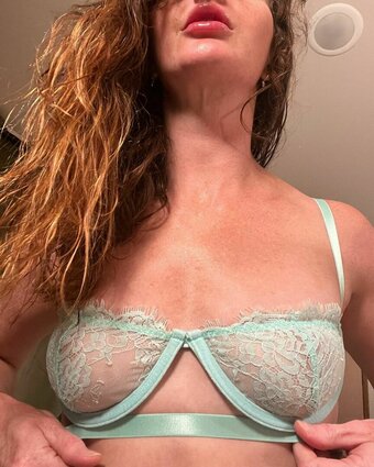 gingrbreadginny / gingrbredbeauty Nude Leaks OnlyFans Photo 2