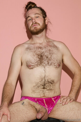 girthbrooksof Nude Leaks Photo 12