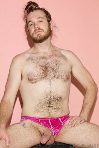 girthbrooksof Nude Leaks Photo 13