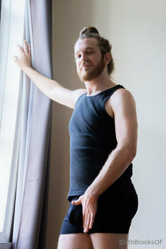 girthbrooksof Nude Leaks Photo 24