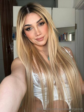 gisellegorgeous Nude Leaks Photo 6