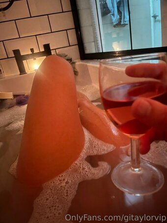 gitaylorvip Nude Leaks Photo 3