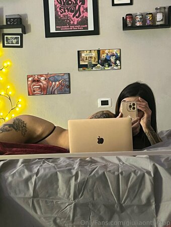 giuliaonthetop / Chloekhan Nude Leaks OnlyFans Photo 29