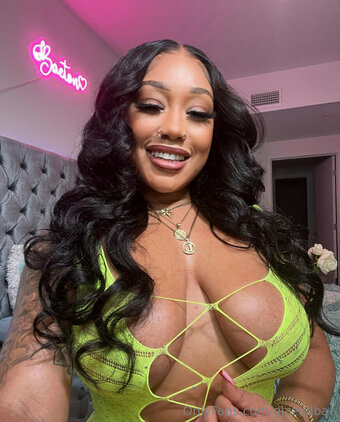 glazedbae Nude Leaks Photo 28
