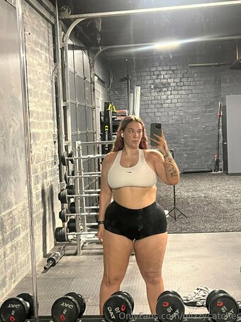 glizzycatcher Nude Leaks Photo 10