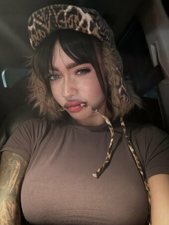 glockkitty / glockk1tty / https: Nude Leaks Photo 5