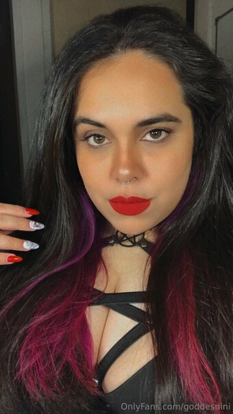 goddeslean Nude Leaks Photo 2