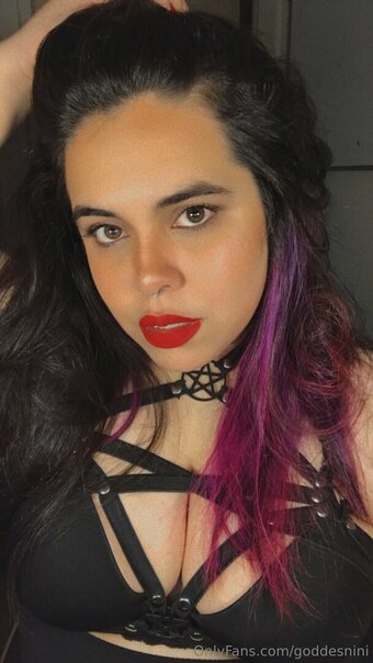 goddeslean Nude Leaks Photo 13