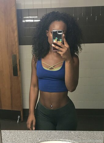 goddessdevyn Nude Leaks Photo 5