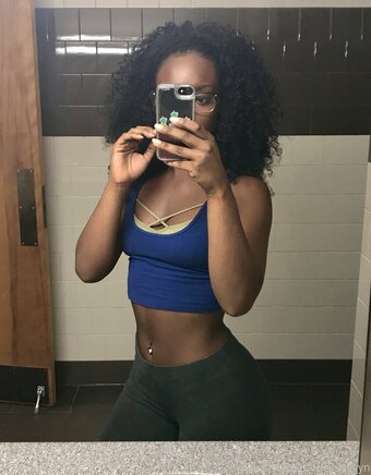 goddessdevyn Nude Leaks Photo 6