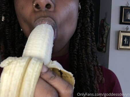 goddessdevyn Nude Leaks Photo 9