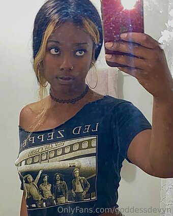 goddessdevyn Nude Leaks Photo 12