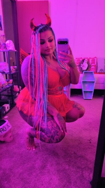 GoddessKandyB / Kandyb_tv Nude Leaks OnlyFans Photo 1
