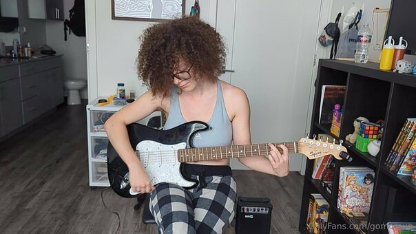 gomoreup Nude Leaks Photo 16