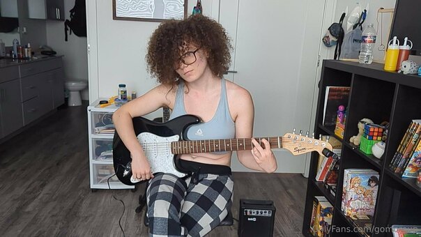 gomoreup Nude Leaks Photo 17