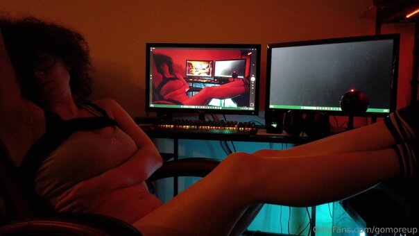 gomoreup Nude Leaks Photo 21