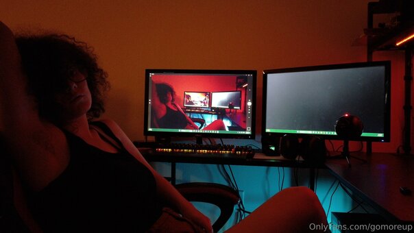 gomoreup Nude Leaks Photo 24