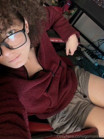 gomoreup Nude Leaks Photo 28