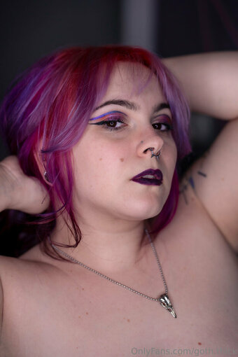 goth.thick Nude Leaks Photo 10