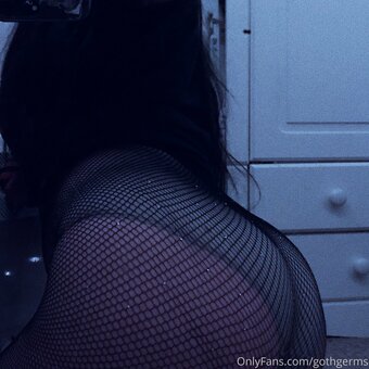 Gothgerms Nude Leaks OnlyFans Photo 82