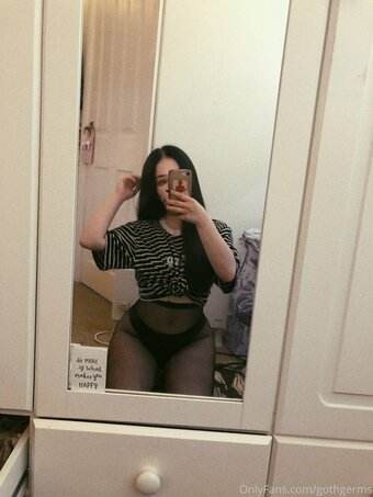 Gothgerms Nude Leaks OnlyFans Photo 89