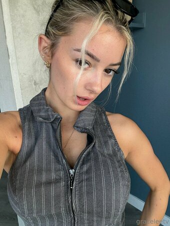 graceleex Nude Leaks Photo 10