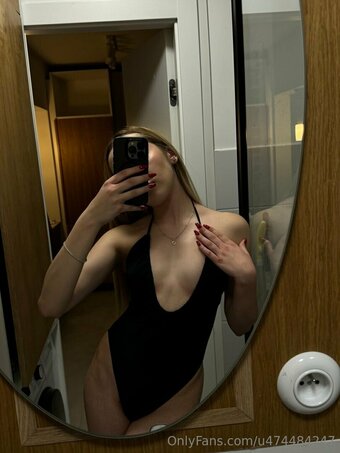 graceli Nude Leaks Photo 1