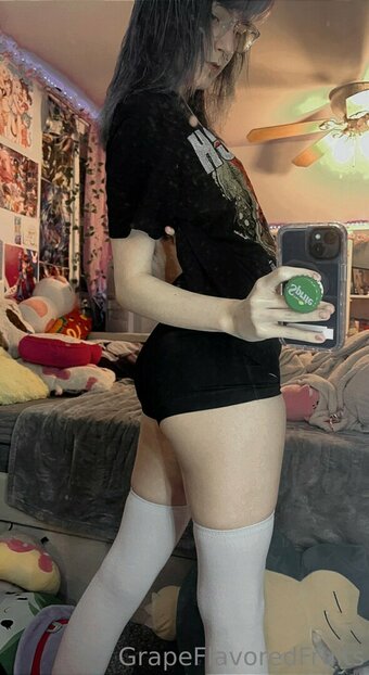 grapeflavoredfruits grapeflavoredfruits