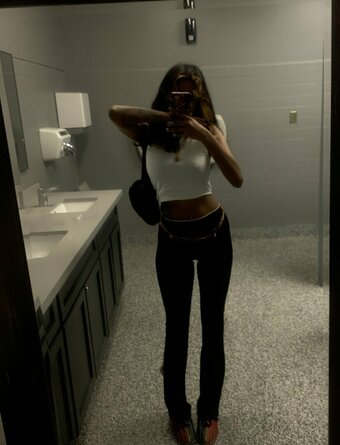 Graveyardkitty_ / graveyardkitty._ / graveyardscar Nude Leaks OnlyFans Photo 1
