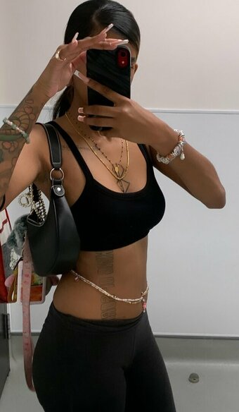 Graveyardkitty_ / graveyardkitty._ / graveyardscar Nude Leaks OnlyFans Photo 6