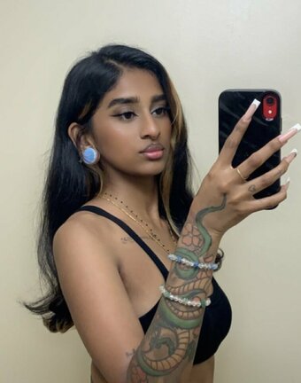 Graveyardkitty_ / graveyardkitty._ / graveyardscar Nude Leaks OnlyFans Photo 9