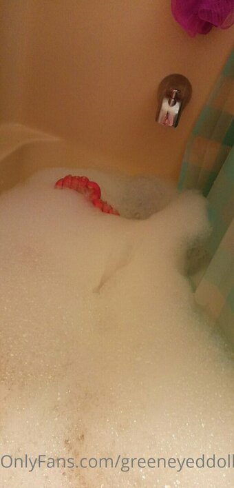 greeneyeddoll91 greeneyeddoll91