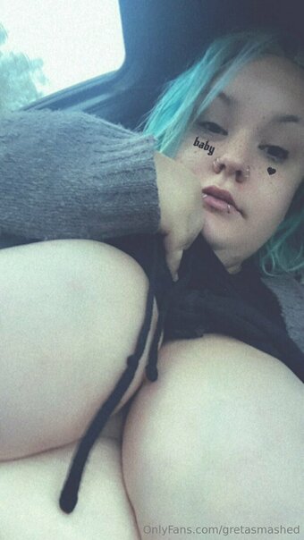 gretasmashed Nude Leaks Photo 5