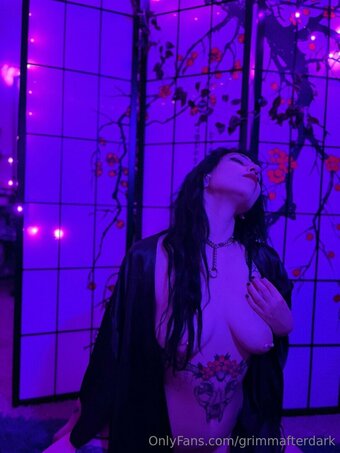Grimmafterdark / grimmthighs Nude Leaks OnlyFans Photo 2