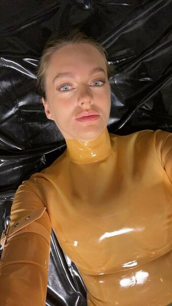 Gummipuppet Nude Leaks OnlyFans Photo 11