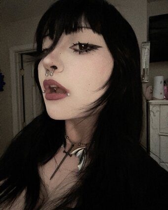 Guttergore1 / Victoria / bytebney / guttergore / ivnescne Nude Leaks Photo 23