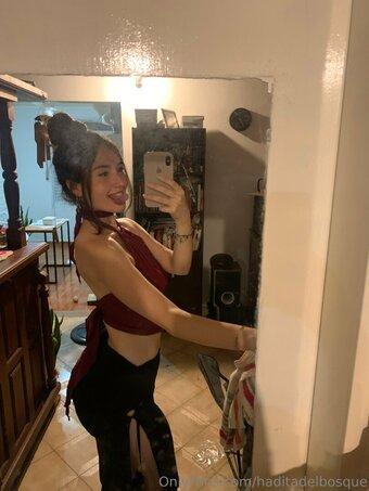 haditadelbosque Nude Leaks Photo 4