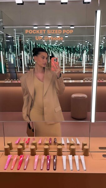 Hailey Baldwin Bieber / haileybieber Nude Leaks Photo 16