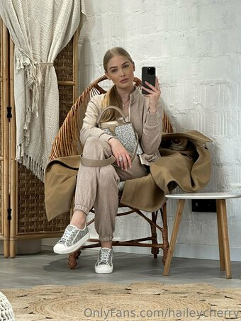 haileycherry Nude Leaks Photo 6