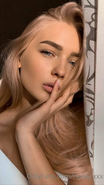 haileycherry Nude Leaks Photo 21