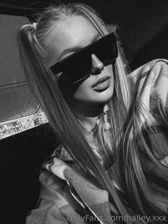 haileycherry Nude Leaks Photo 25