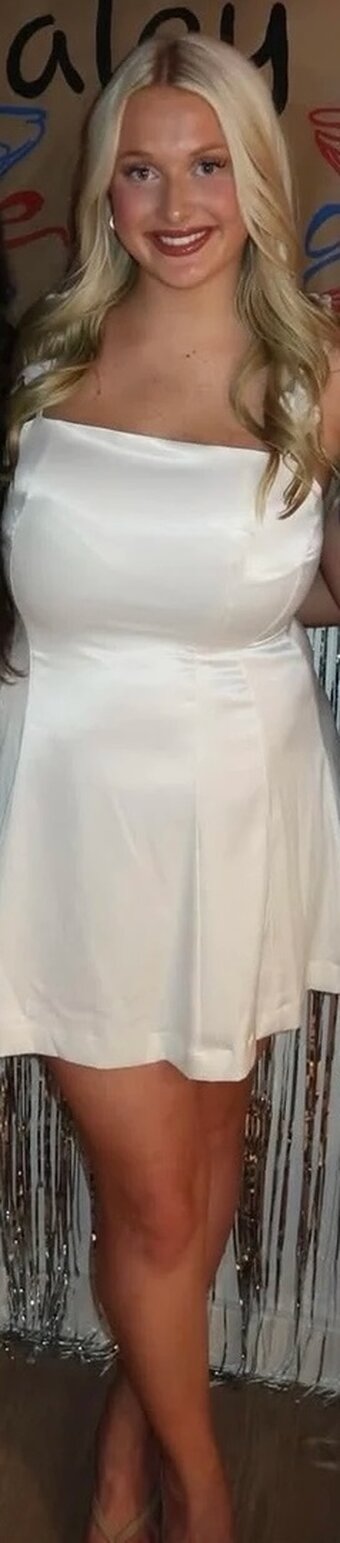 Haley Bartlett / haleybartlettt Nude Leaks Photo 11