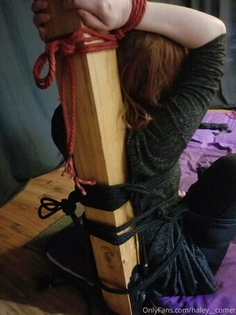 haley__comet Nude Leaks Photo 4