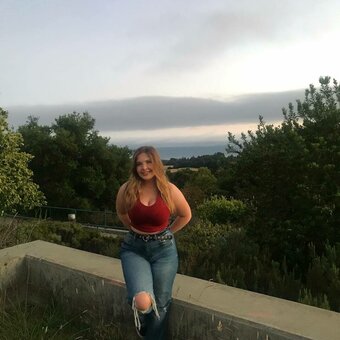 Haley E / haleybrooks18 / haleymichellee Nude Leaks OnlyFans Photo 1